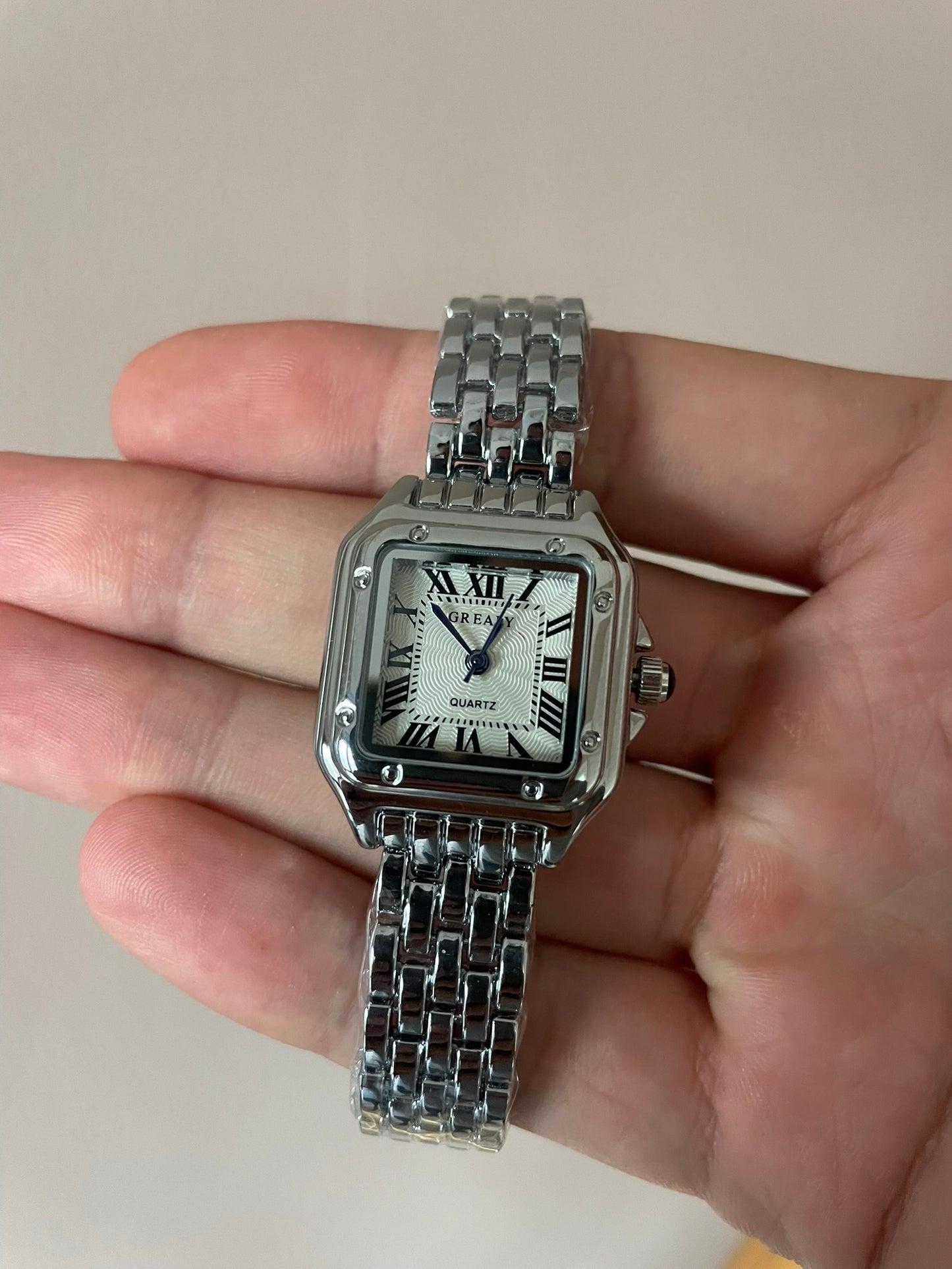 Women's Silver Rectangle Watch – White Dial, Stainless Steel Strap, Elegant Quartz Design
