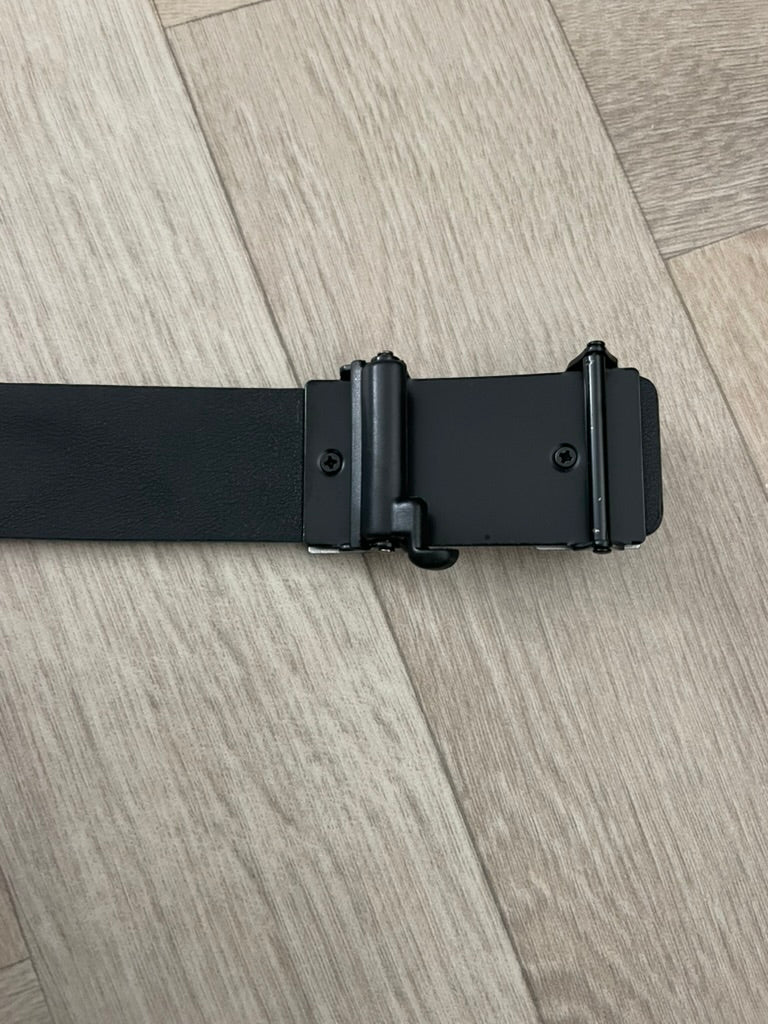 Men’s luxury Leather Belt in Black – High-Quality, Stylish & Comfortable