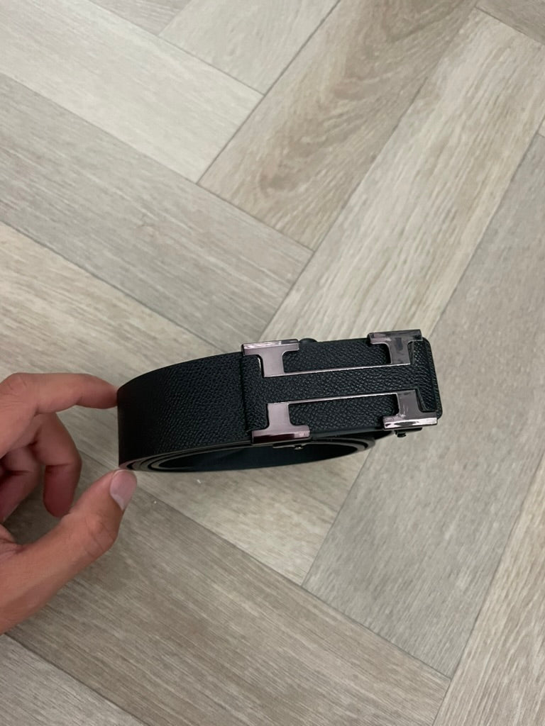 Men’s luxury Leather Belt in Black – High-Quality, Stylish & Comfortable