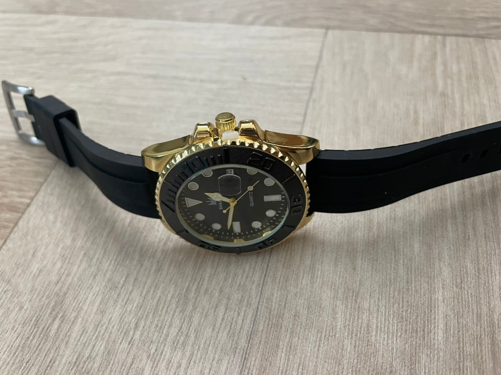 Men's Watch Classic Gold & Black – Luxury Quartz, Stainless Steel, Rubber Strap
