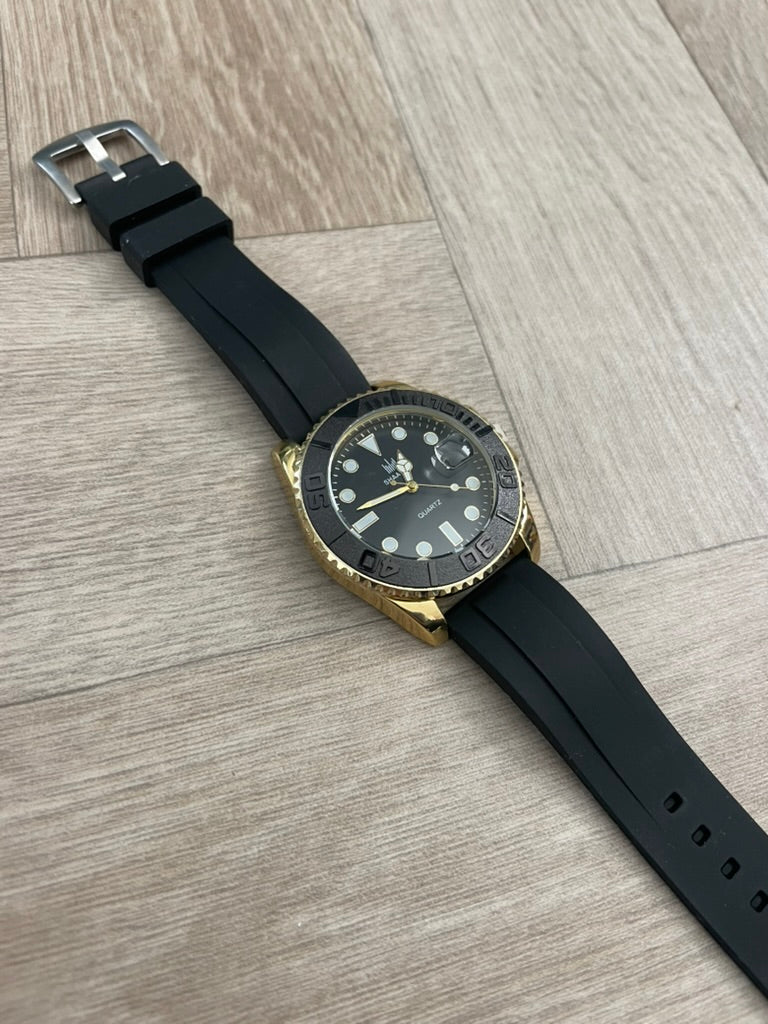 Men's Watch Classic Gold & Black – Luxury Quartz, Stainless Steel, Rubber Strap