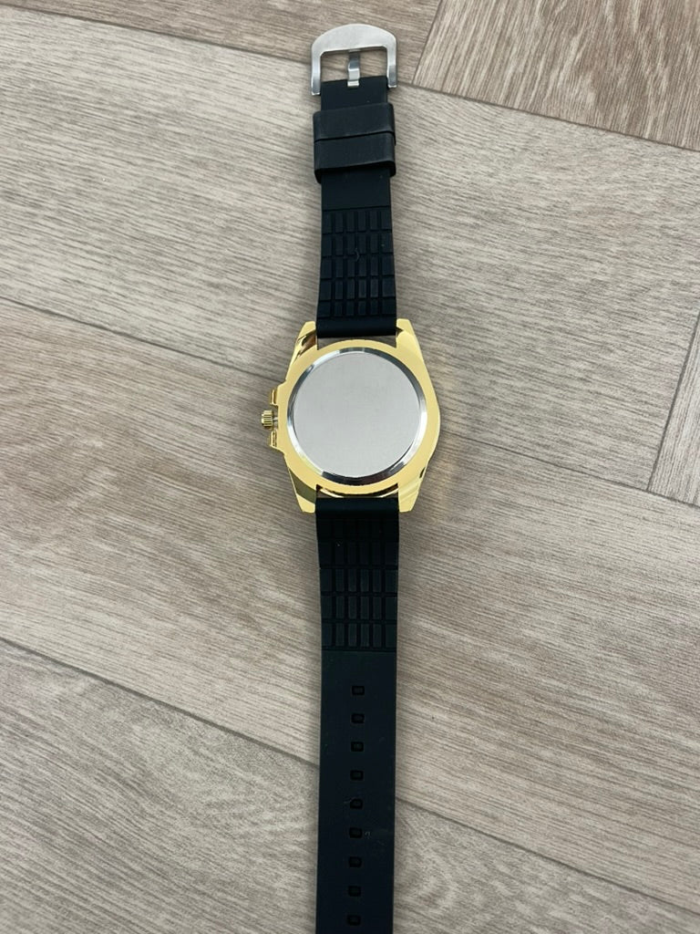 Men's Watch Classic Gold & Black – Luxury Quartz, Stainless Steel, Rubber Strap