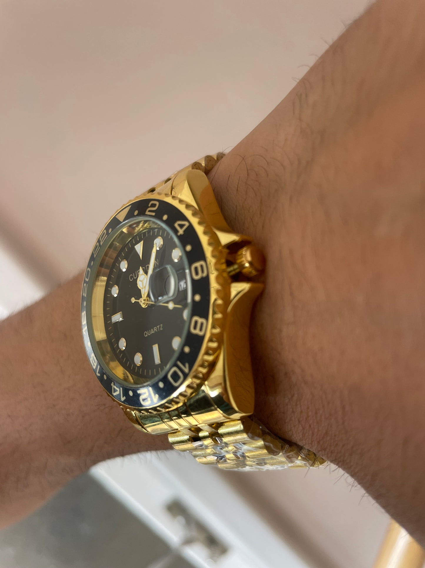 Men's Gold Watch – Black Dial with Jubilee Strap