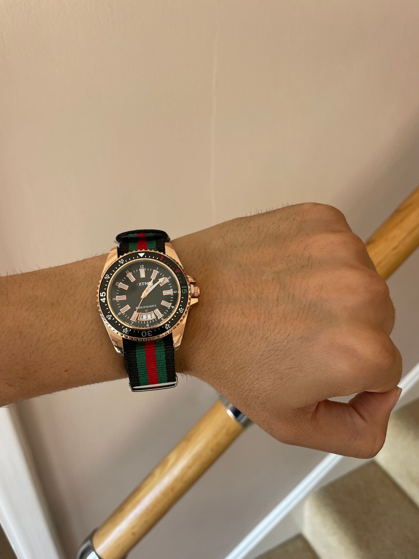 Men's Watch Classic Rose Gold & Black – Luxury Quartz, Stainless Steel, nylon strap