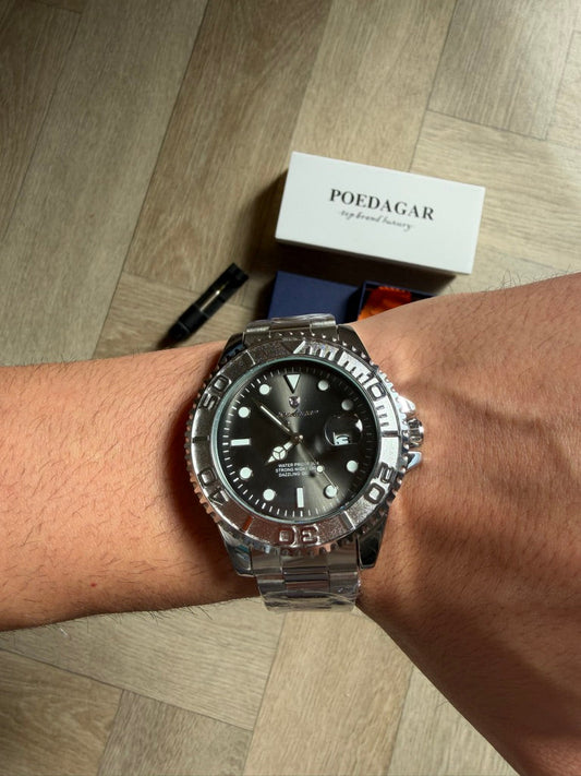 Best Luxury Watches Under £50 That Look Expensive (2026 Guide)