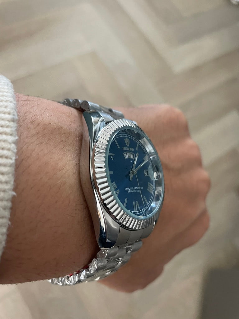 Men luxury watch with silver jubilee bracelet and blue dial