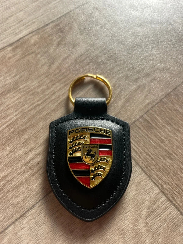 Porsche Leather Keyring – Black Crested Key Ring for Porsche 911, Panamera, Cayenne, Taycan, Macan, Carrera GT, 718, 928, 944, 968