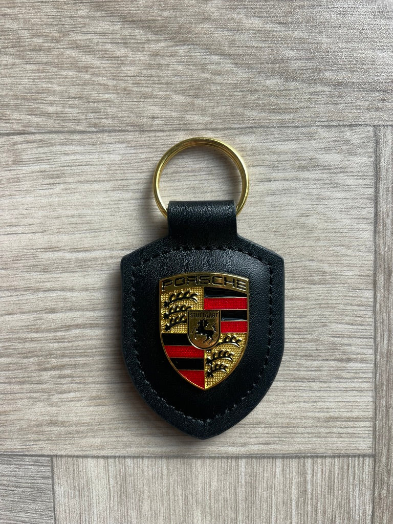 Porsche Leather Keyring – Black Crested Key Ring for Porsche 911, Panamera, Cayenne, Taycan, Macan, Carrera GT, 718, 928, 944, 968