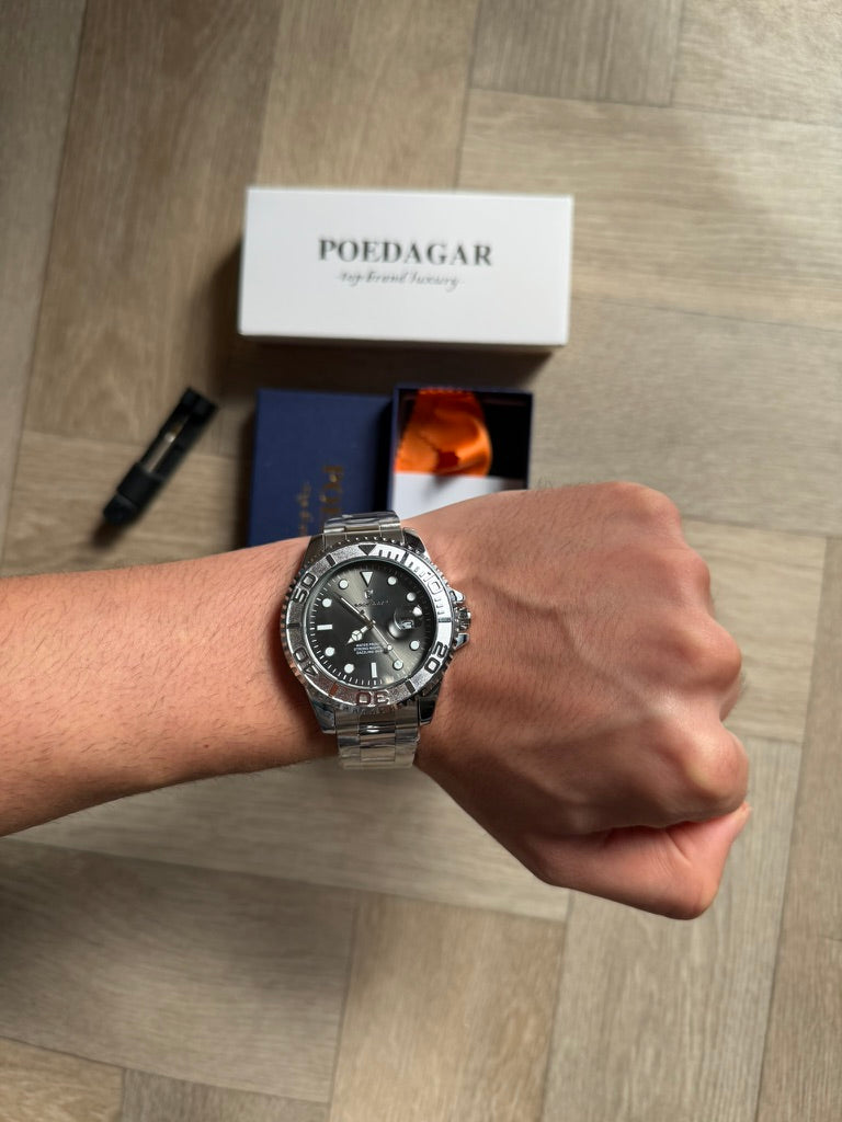Men Watch Silver submarine Date Quartz with Black Dial and Waterproof luxury