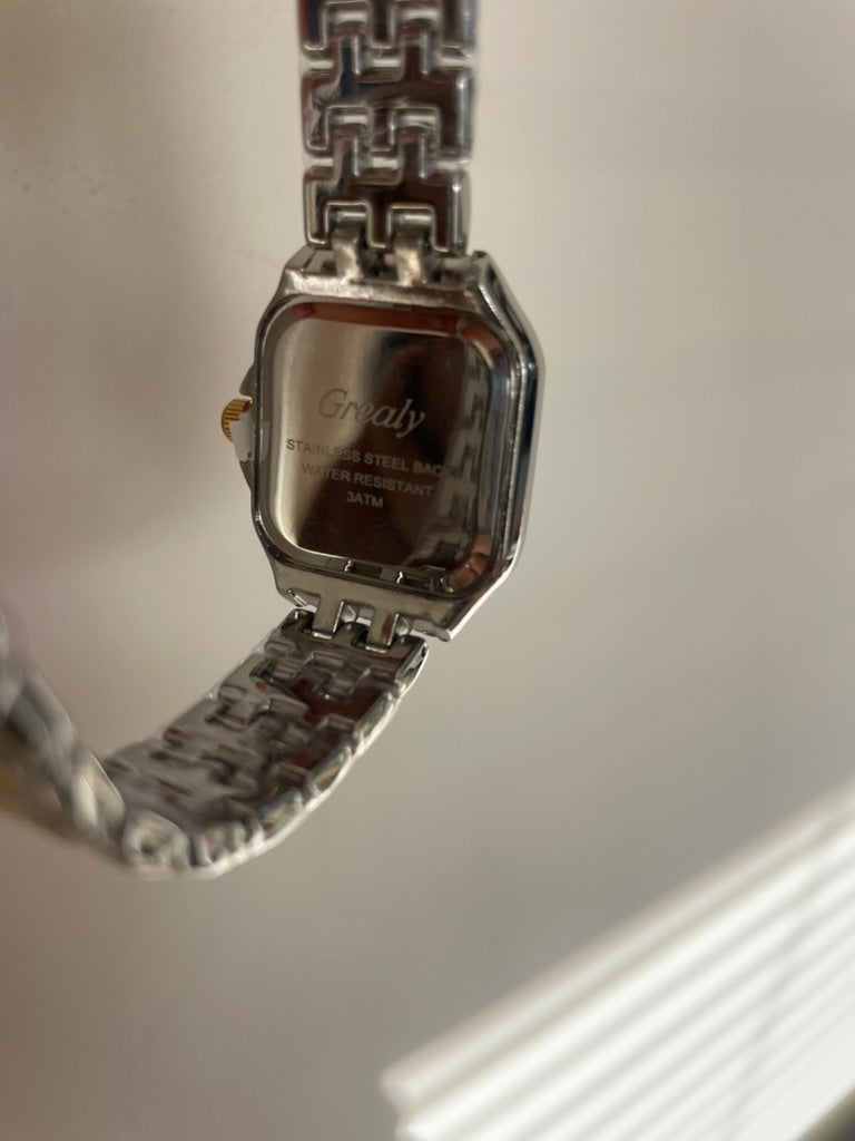 Women's Silver and Gold Rectangle Watch – White Dial, Stainless Steel Strap, Elegant Quartz Design