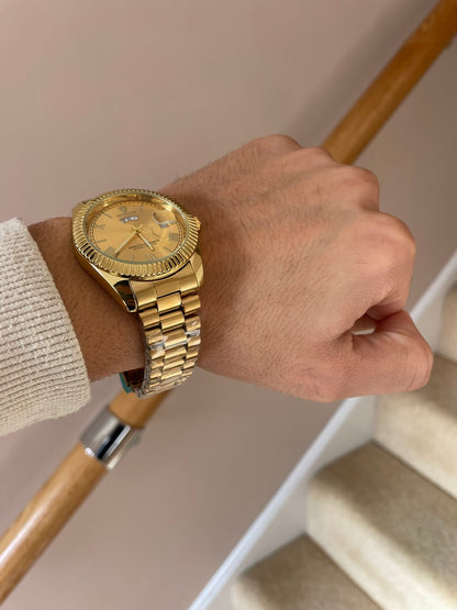 Men luxury watch with gold jubilee bracelet and gold dial