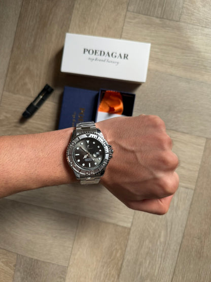 Men Watch Silver submarine Date Quartz with Black Dial and Waterproof luxury