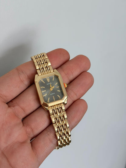 Women's Gold Square Watch black dial – Elegant Vintage Quartz Bracelet Timepiece