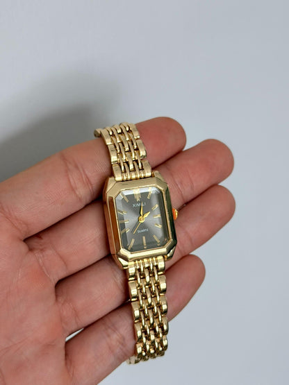 Women's Gold Square Watch black dial – Elegant Vintage Quartz Bracelet Timepiece