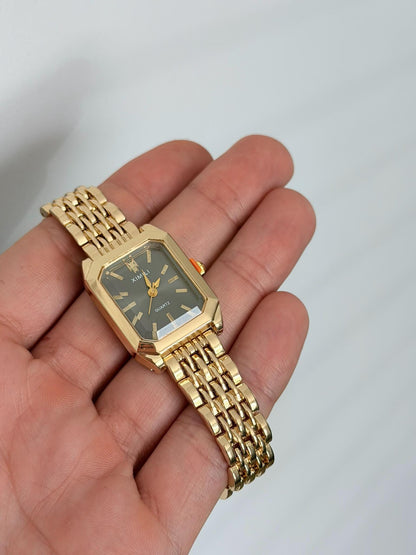 Women's Gold Square Watch black dial – Elegant Vintage Quartz Bracelet Timepiece