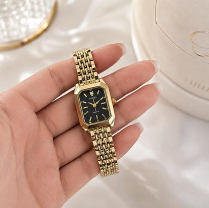 Women's Gold Square Watch black dial – Elegant Vintage Quartz Bracelet Timepiece