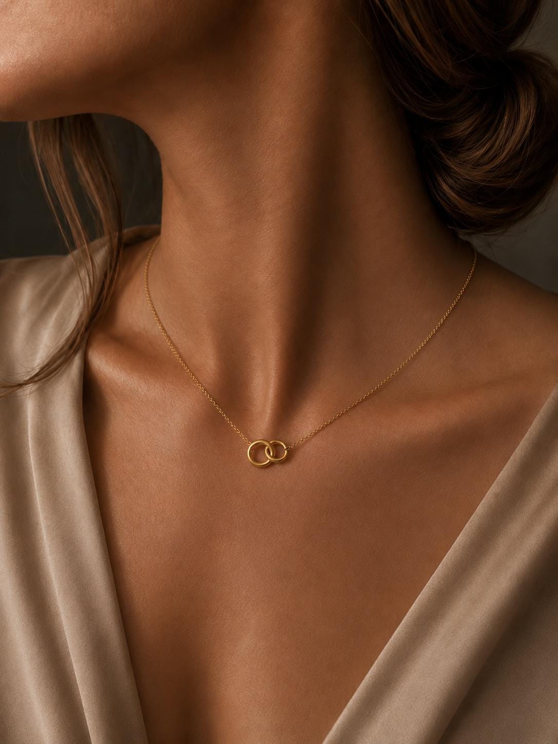 Gold Link Necklace | Interlocking Circle Pendant | Dainty Minimalist Chain | Layering Jewelry Gift for Her